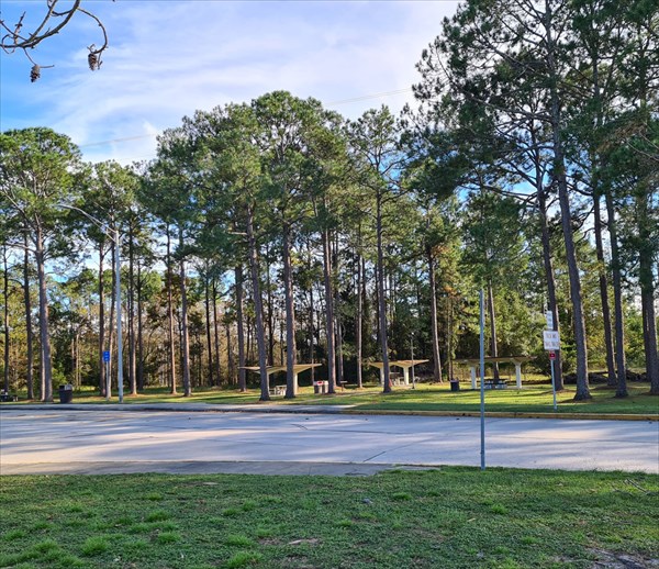 044-Rest Area